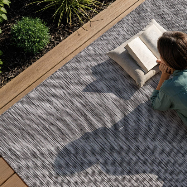 The Complete Guide to Choosing a Patio Rug