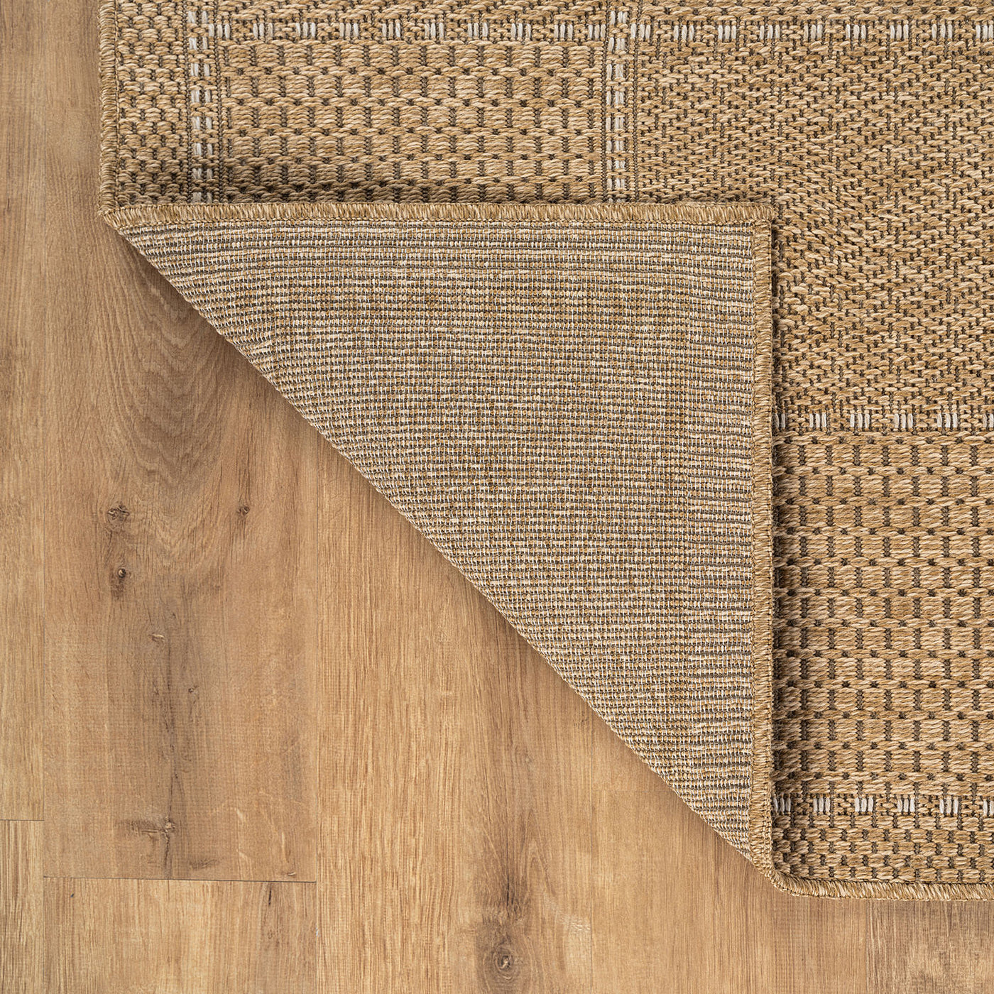 Royce Natural 5 Rug | Fade-Resistant Indoor/Outdoor