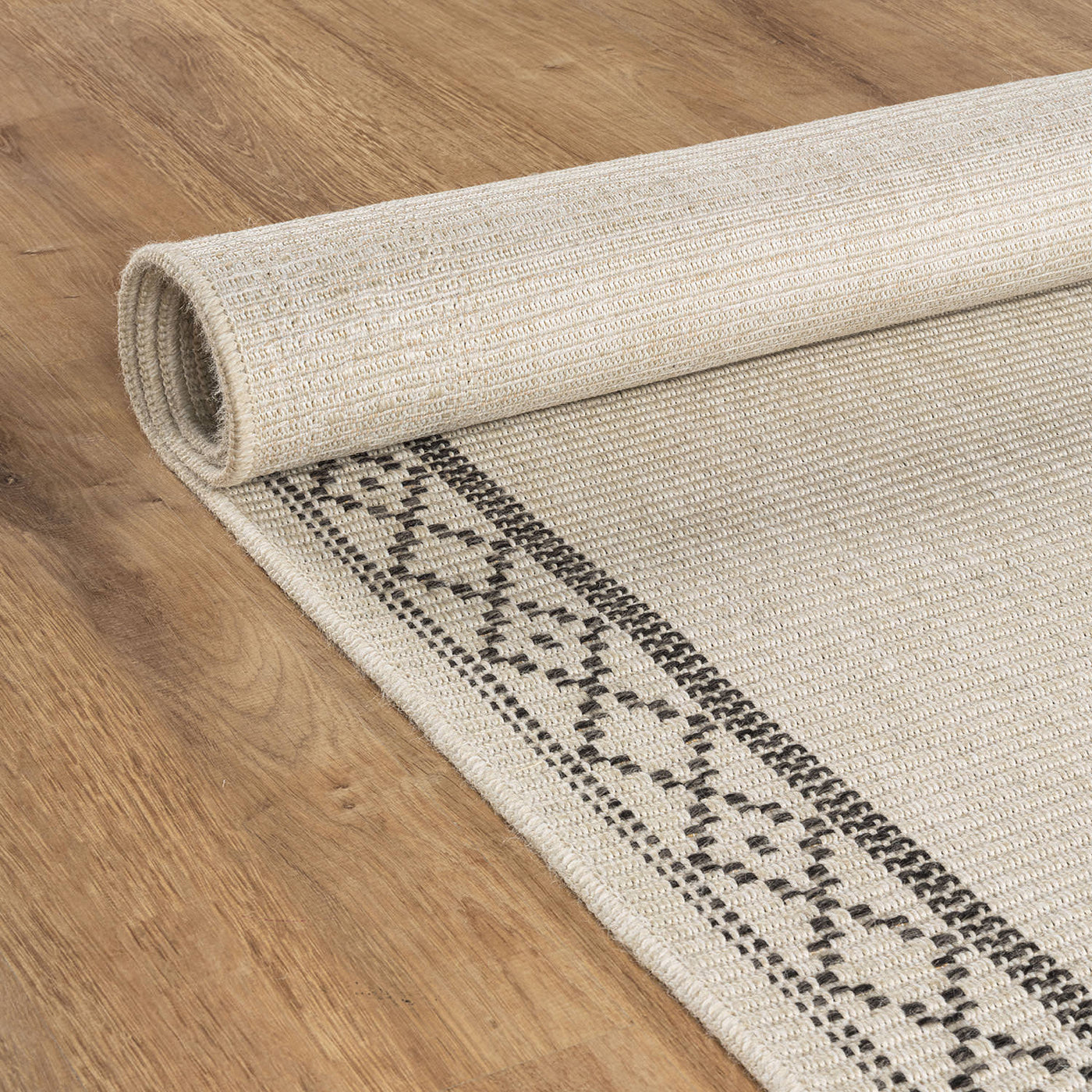 Woolen Bone Look Jute-Look Rug | Light & Stain-Resistant